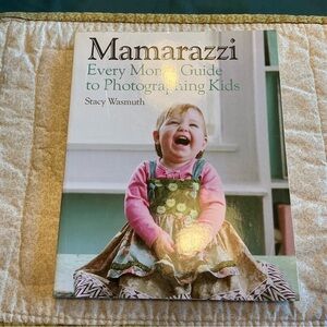 Soft Cover Mamarazzi Photography Guide Book